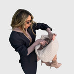 Celeste | Borsa Media Suede Intrecciata con Nodo