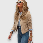 Kiriane – Giacca di transizione con silhouette senza tempo