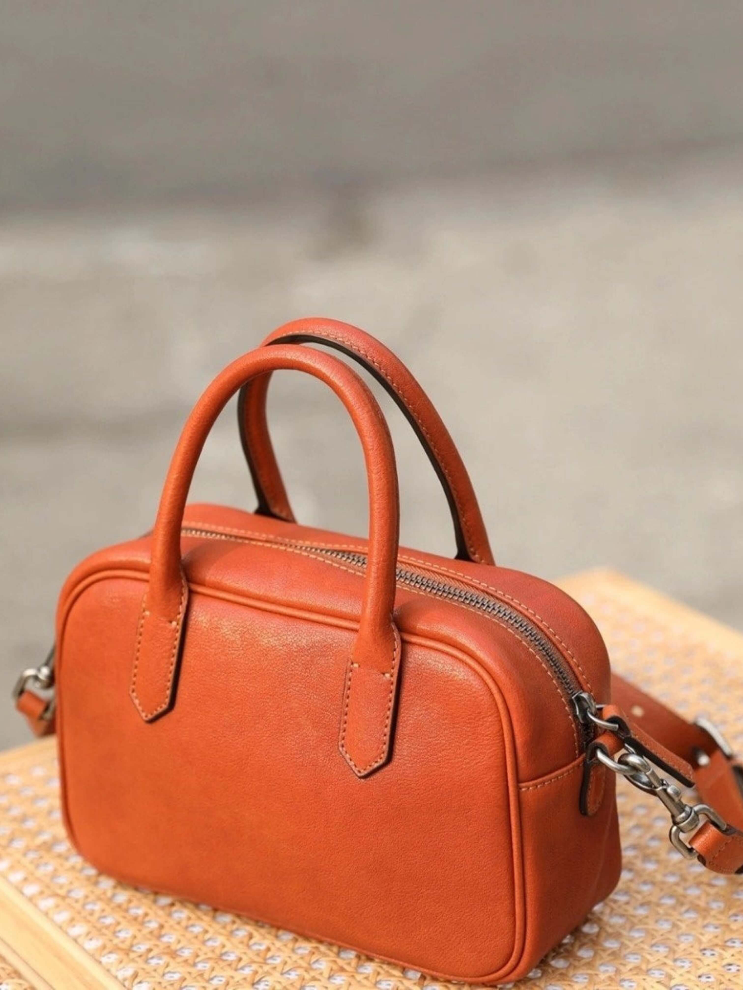 Eliza | Borsa Quadrata con Zip Lucida