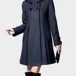 Cappotto con cappuccio e colletto