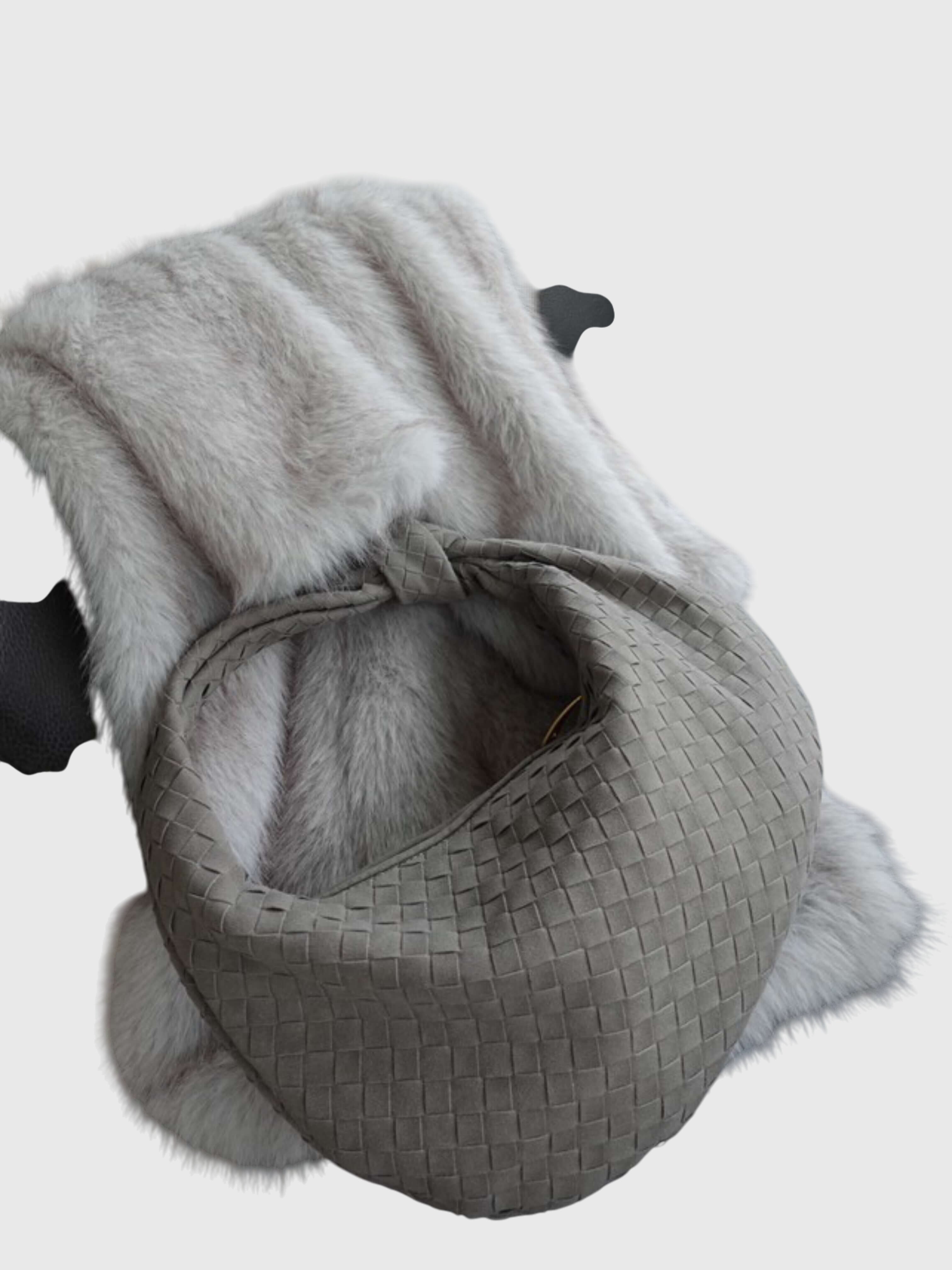 Celeste | Borsa Media Suede Intrecciata con Nodo