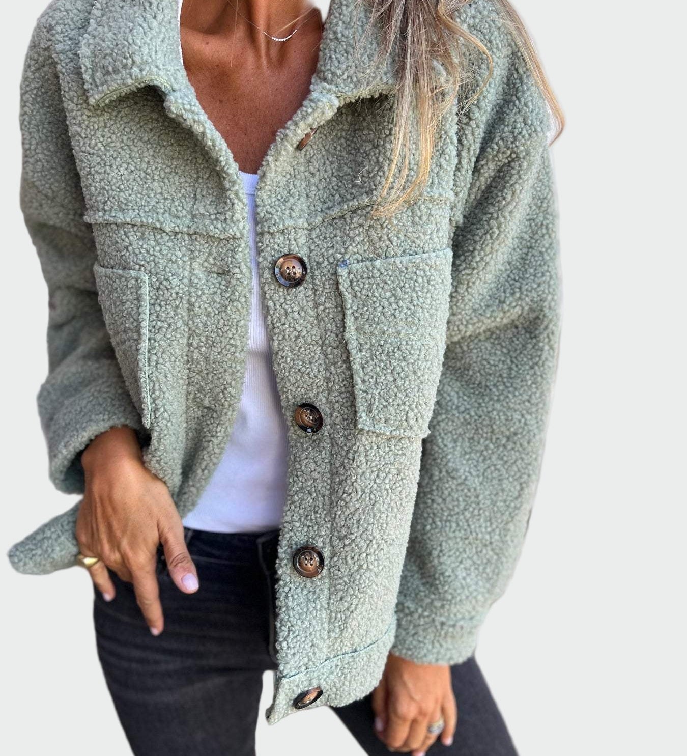 Casuale e caldo cappotto per l'autunno