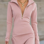 Gaia | Vestido deportivo con cremallera y cuello en V