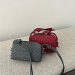 Janna | Borsa a tracolla compatta intrecciata per ogni giorno