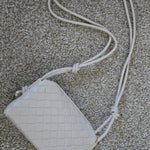 Janna | Borsa a tracolla compatta intrecciata per ogni giorno