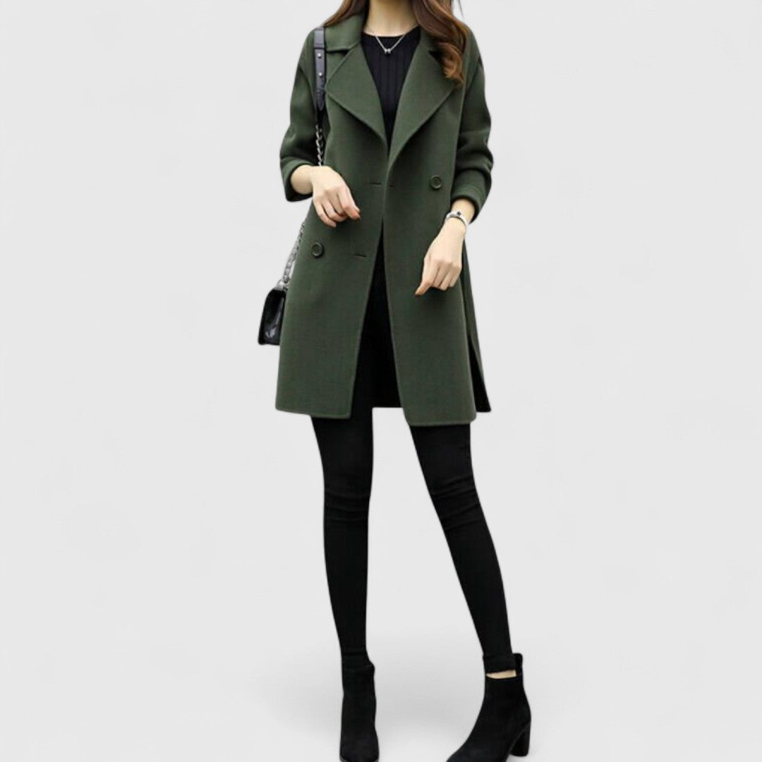 Tavessa Gabriela – Abrigo Elegante Elena