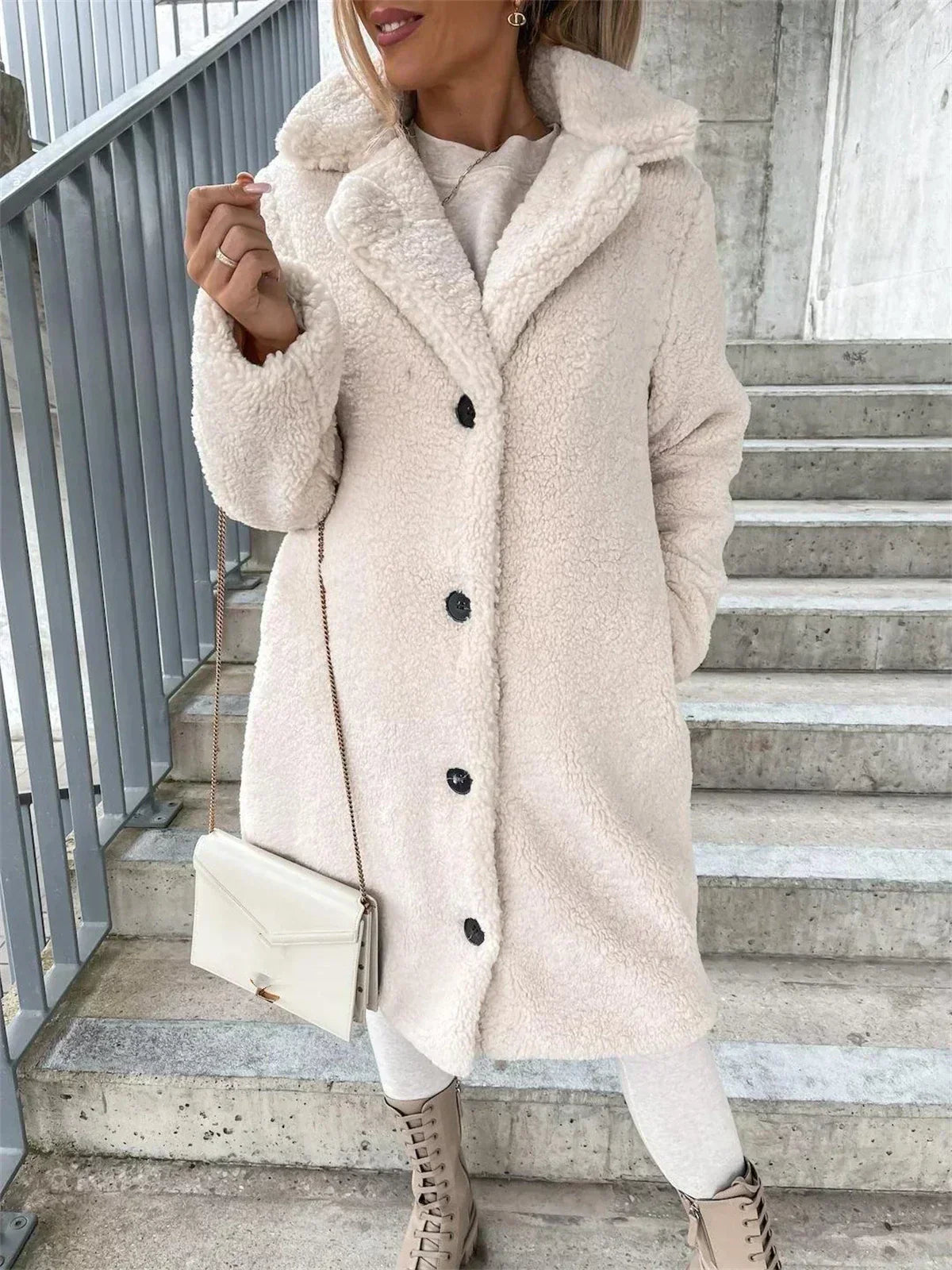 Tavessa Gabriela – Casaco Teddy JESSICA Aconchegante