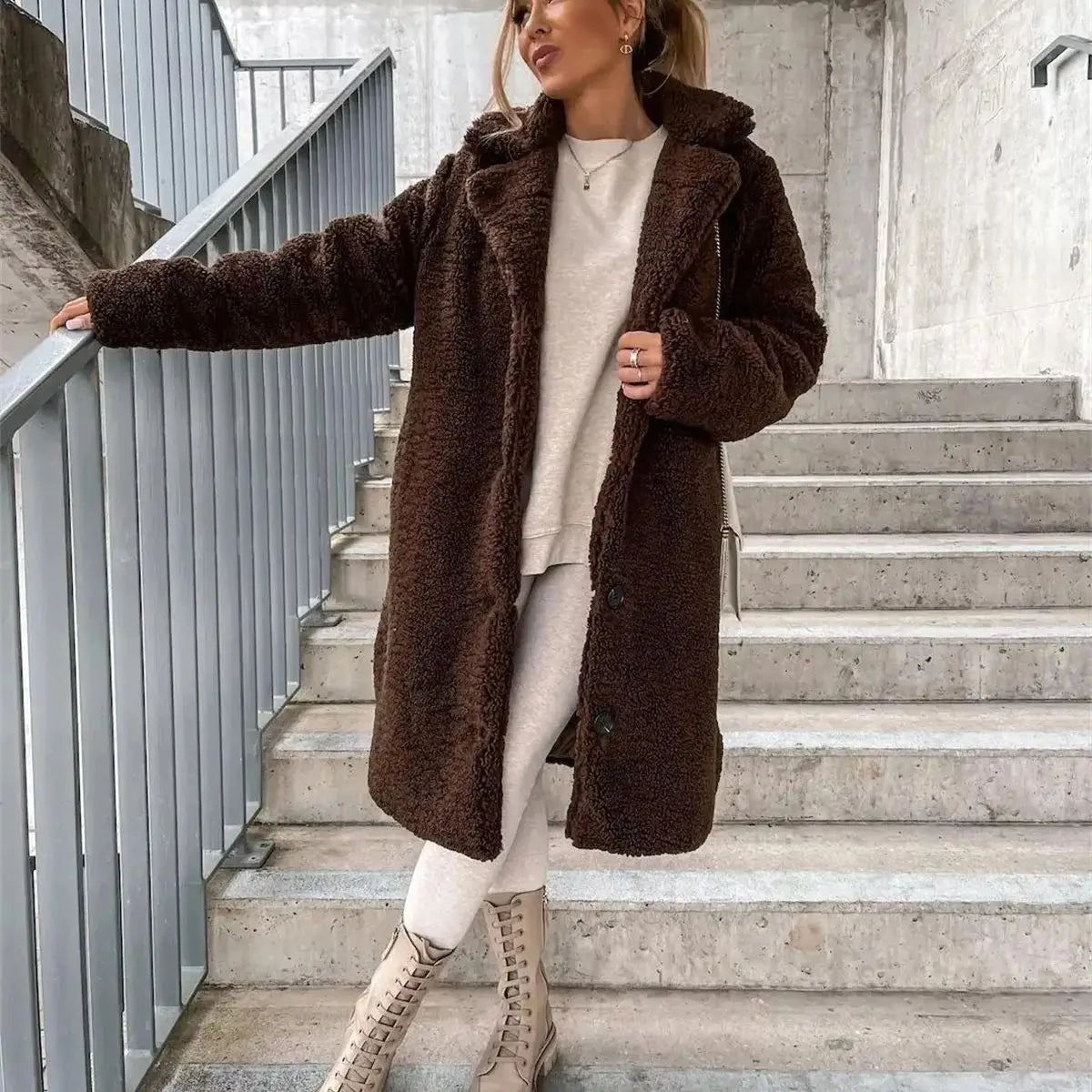Tavessa Gabriela – Casaco Teddy JESSICA Aconchegante