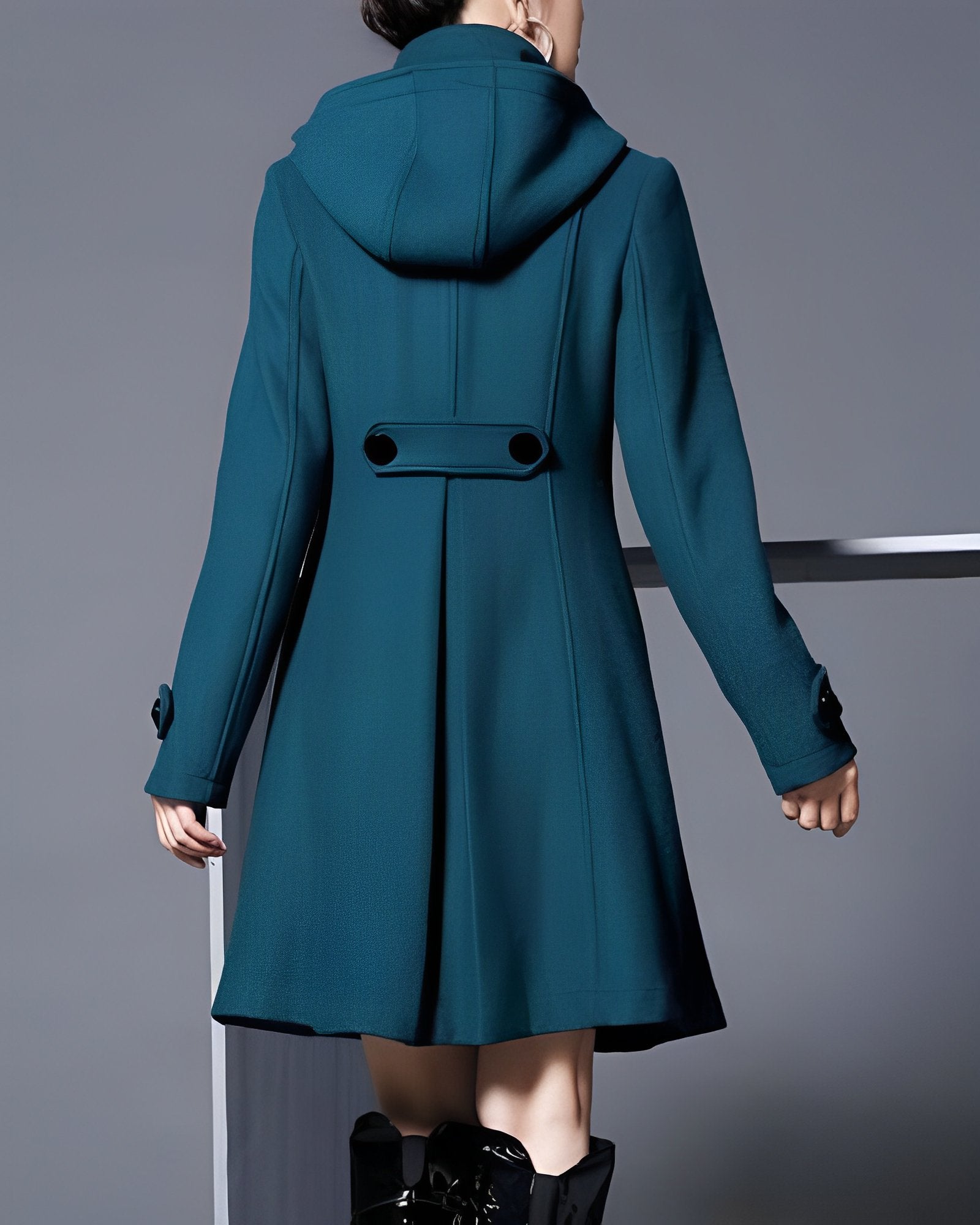 Tavessa Filomena – Abrigo Elegante