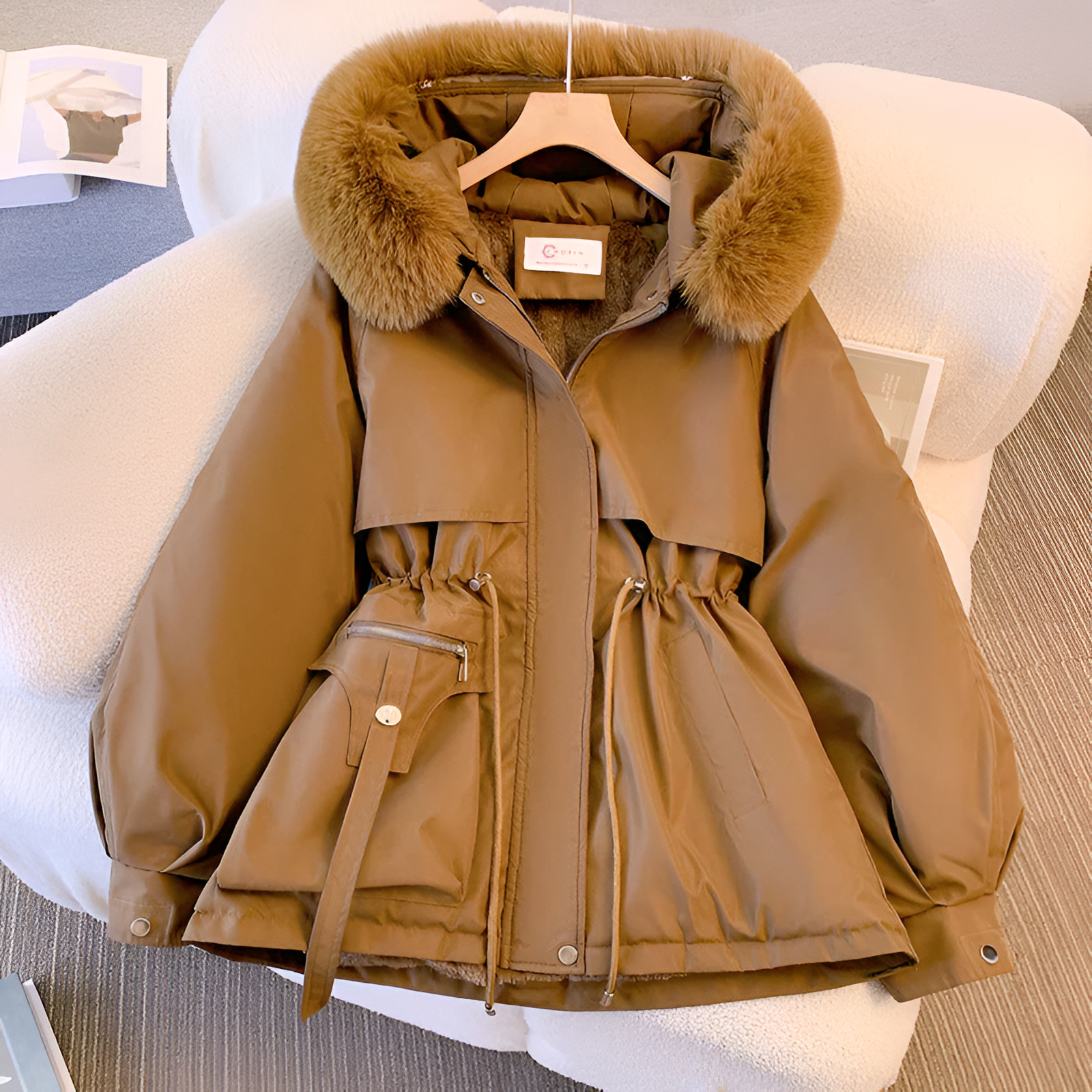 Tavessa Inés – Elegante Abrigo de Inverno
