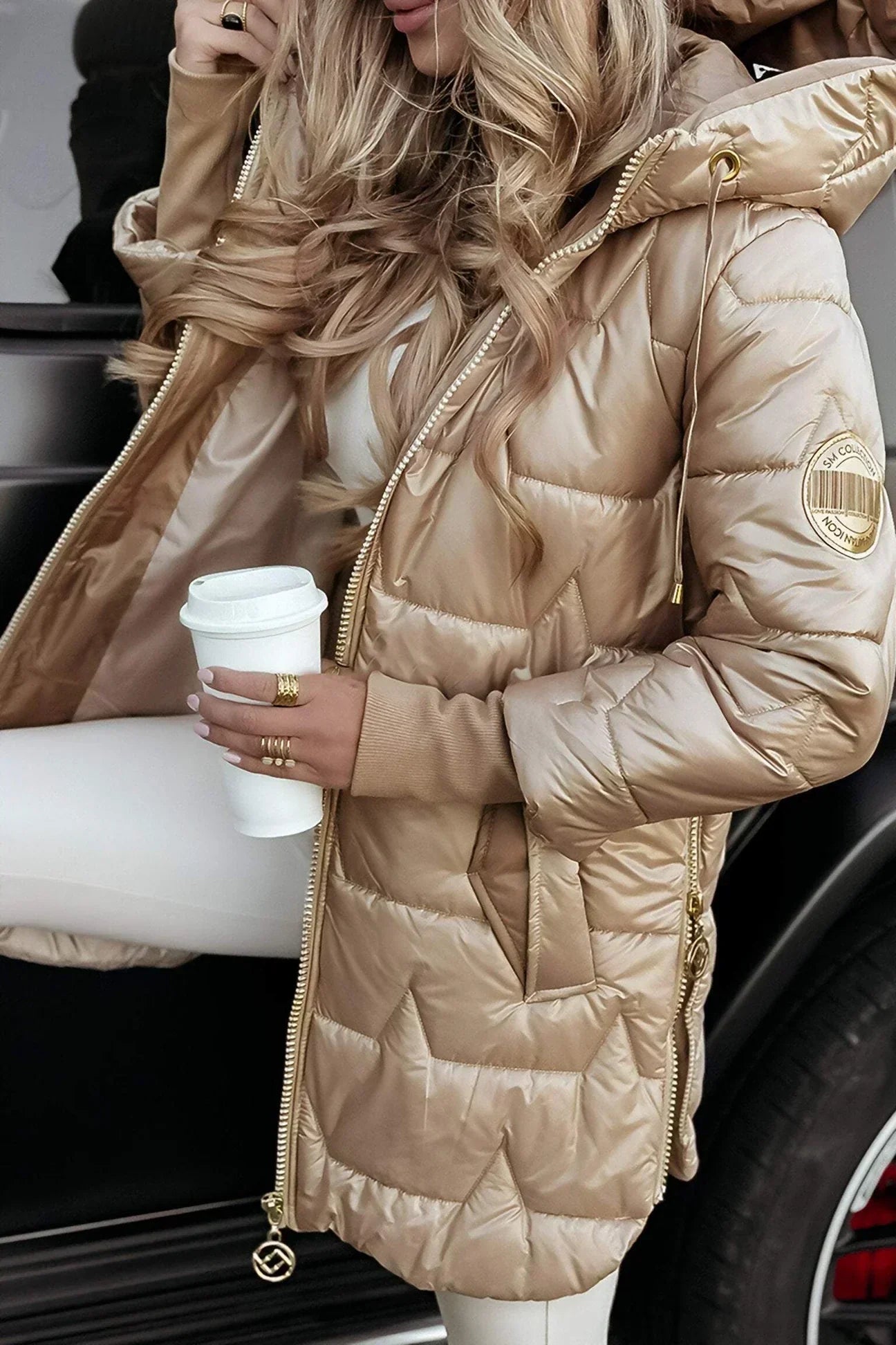 Tavessa Gabriela – Casaco Elegante de Inverno com Capuz Acolchoado