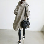 Tavessa Gabriela – Trench-coat Clássico e Impermeável